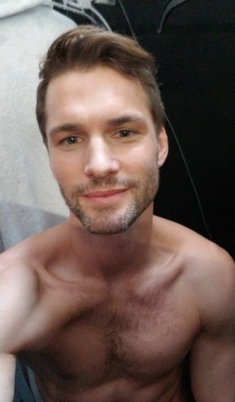 tomasskoloudik セクシーなスター ギャラリー