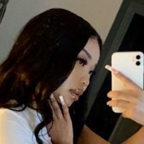 mikaadenise ヌード女優 画像