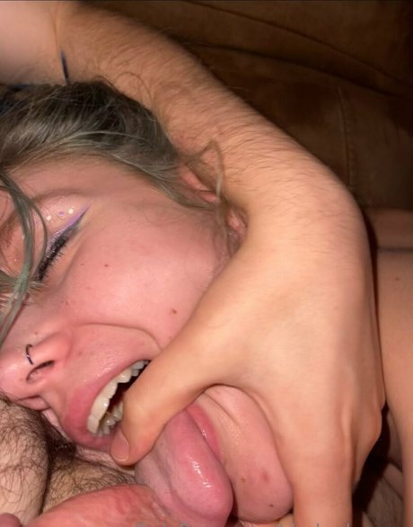 bbykadeyxox アダルトモデル 画像
