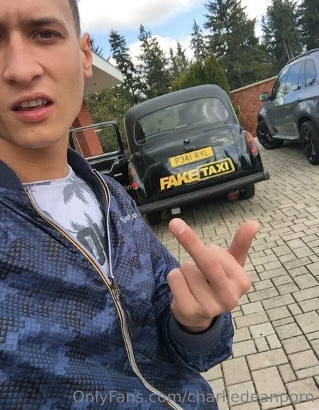 charliedeanporn アートモデル 写真