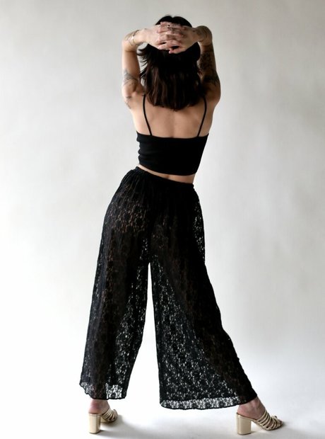Aynsleigh Escher スターセックス 写真