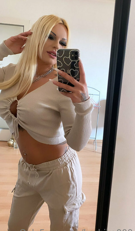 barbika000 ポルノ女優 写真
