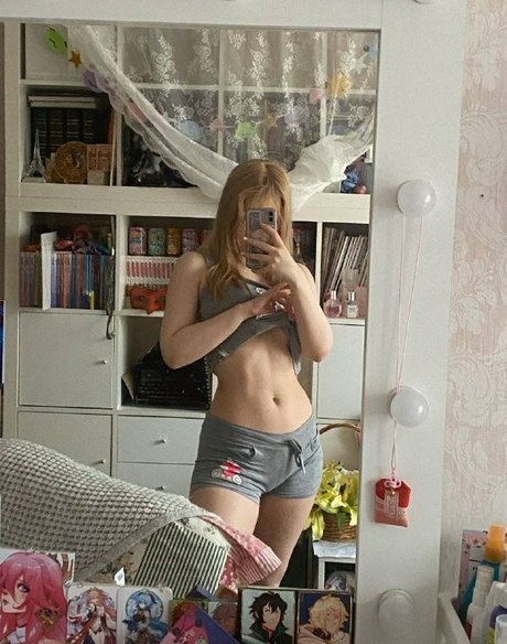 Xiao Elsie エロティックなスター 写真
