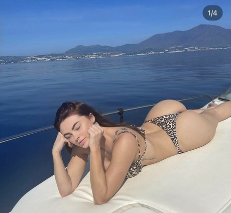 Tylea Elice エロティックなスター 写真
