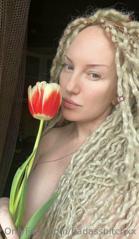 badassbitchxx トップ女優 写真