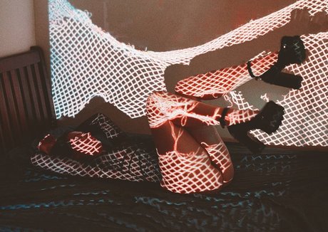 Cynthiabrunette96 ヌードスター 写真