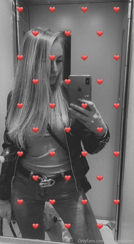 brittneyleathers 裸のモデル 写真