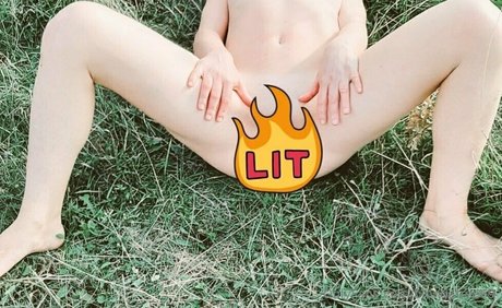 blondafree69 ヌードスター 写真