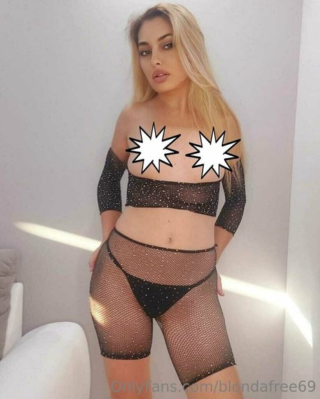 blondafree69 ポルノスター パーフェクト 写真