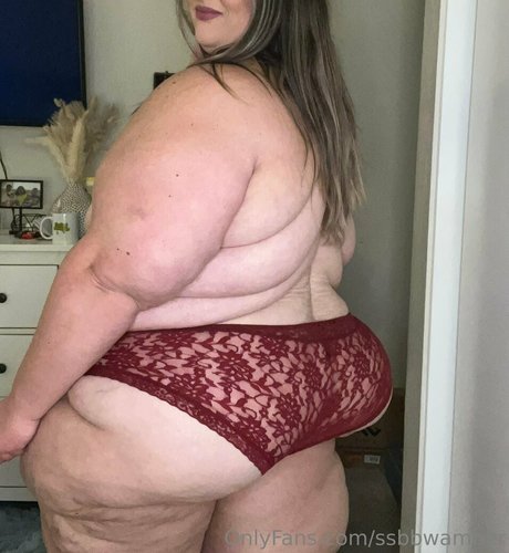 ssbbwamber アダルトスター 写真