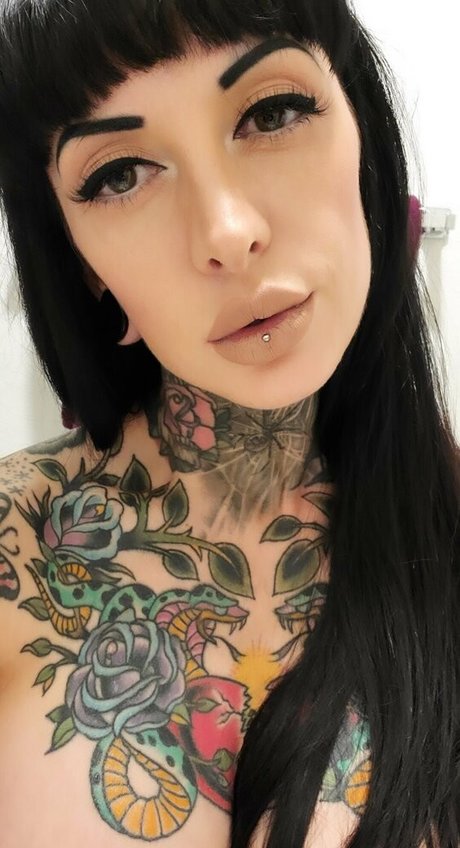 omgitsjessielee ヌード女優 ギャラリー