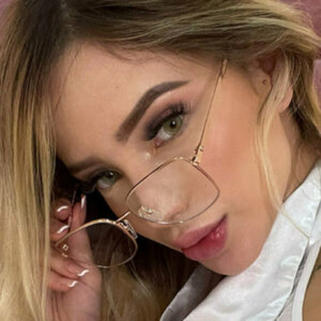 Mistress Dani Tabares 女優 ギャラリー