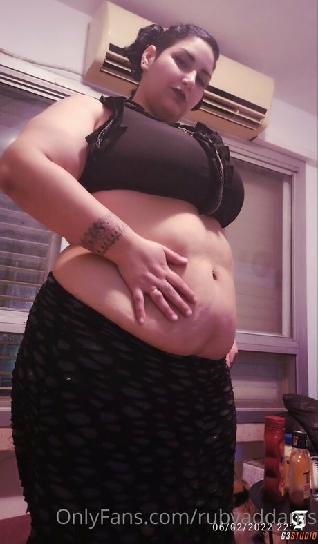 rubyaddams トップモデル 写真