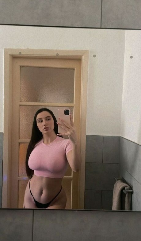 Esmeralda Morichelli HDポルノスター 画像