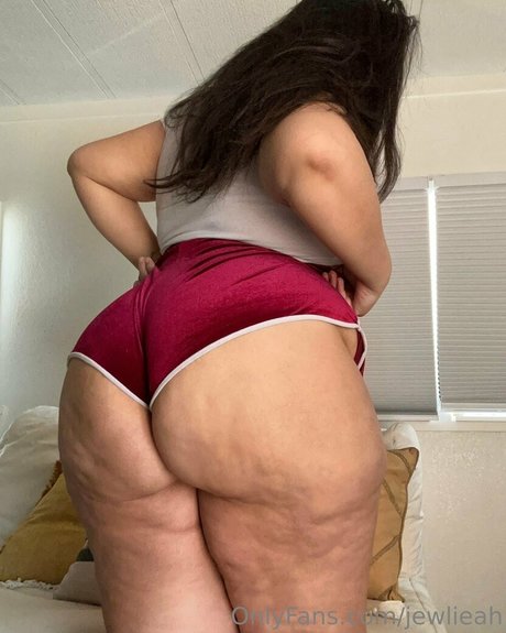 Jewlieah アダルトスター 画像