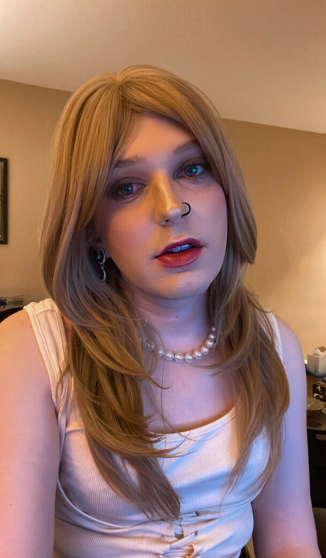 Dottie Hendrix 可愛いモデル 画像