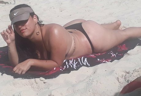 Anathalia Cristina ポルノスター 無料 写真