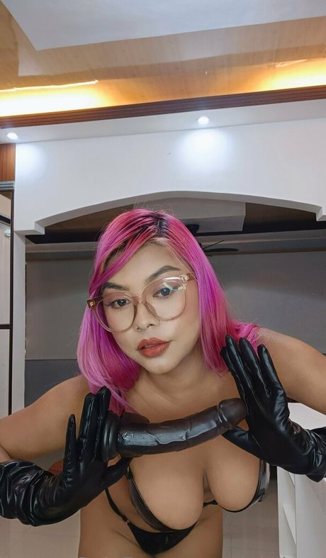 pink lucy 女優 ギャラリー