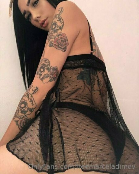 marceladimovfree アダルトスター 画像