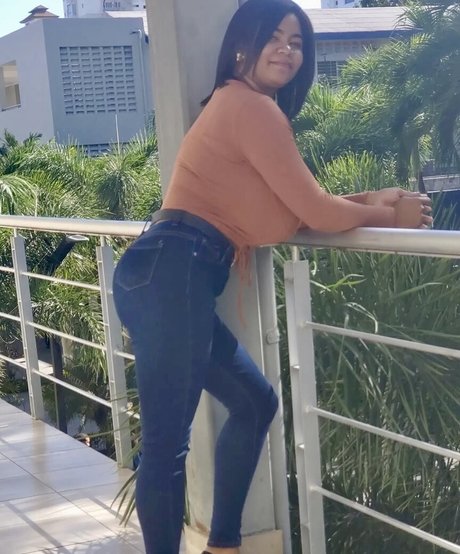 Gisselle F ポルノスター 写真