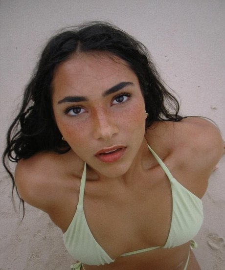 Sienna Mae Gomez ポルノスター 写真