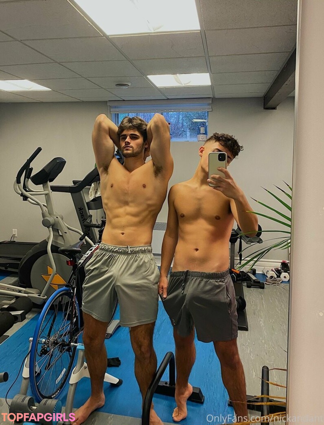 nickandant セクシーなポルノスター 写真