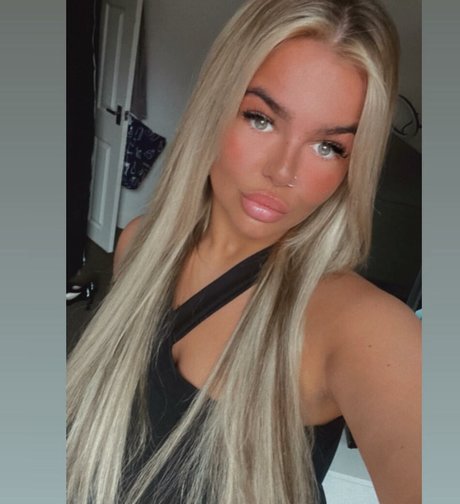 Kayleigh Thomsen 完璧なスター ギャラリー