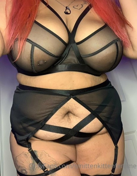 smittenkittenfemme ヌードスター 写真