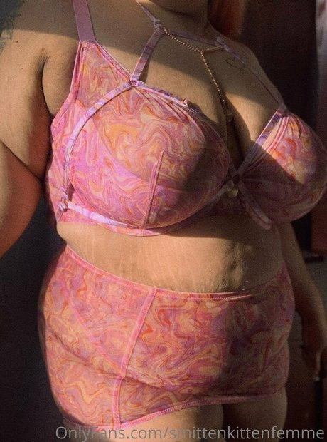 日本のお尻OnlyFans 無料セクシー 写真