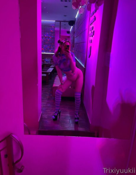 trixi free 可愛い女優 画像