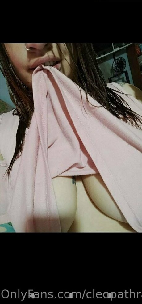 cleopathrafree セクシー女優 写真