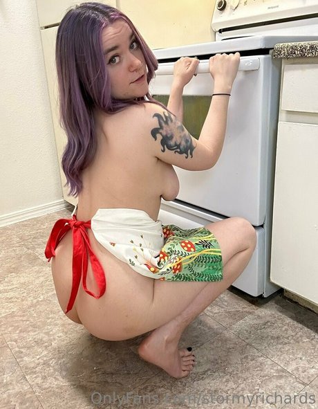 stormyrichards XXXモデル 画像