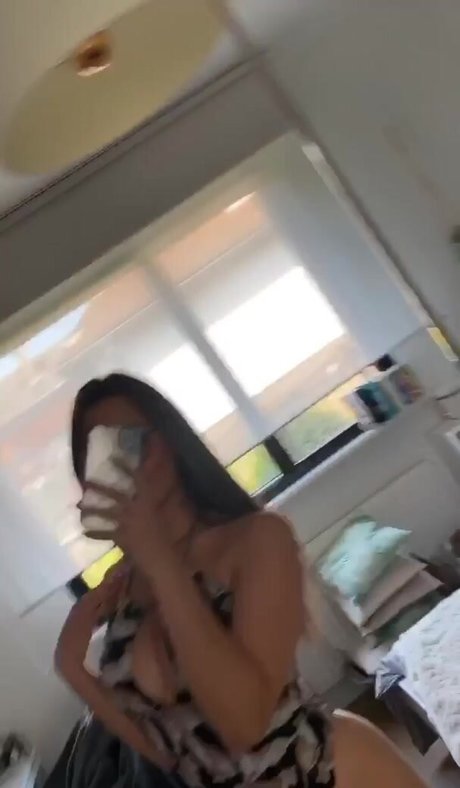 セクシーな黒人女性オンリーファンズ ホットヌード 画像