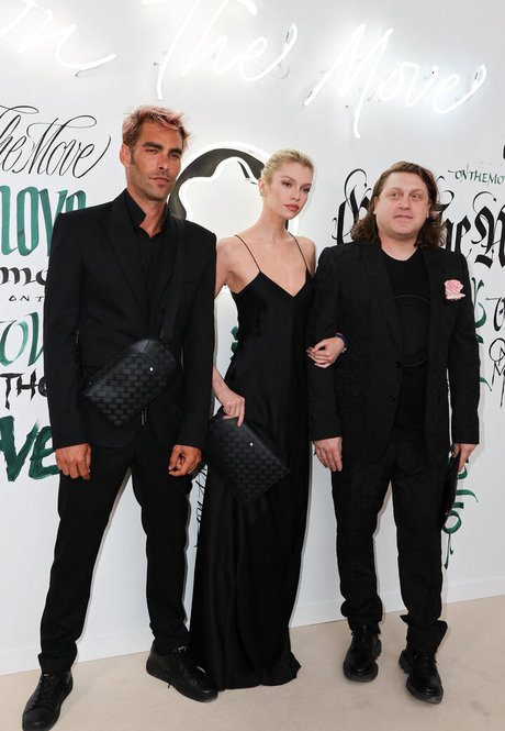 Stella Maxwell セクシー女優 写真