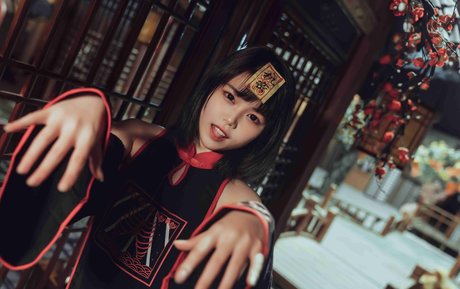 qiyuemiaozi 裸のモデル 画像
