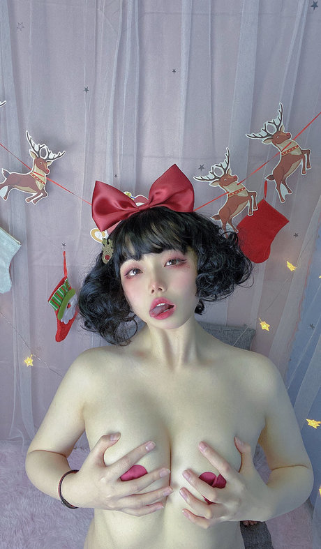 xxx オンリーファン 美しい裸 画像