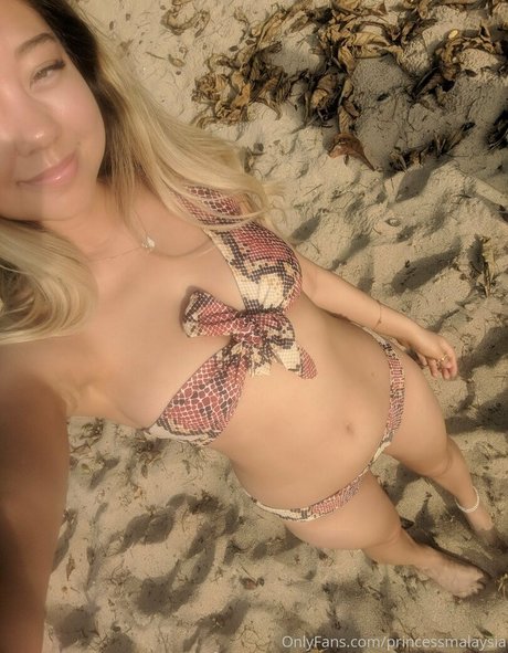 Diana Tarinova 女優 写真