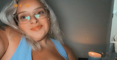 lilmissross ヌード女優 写真