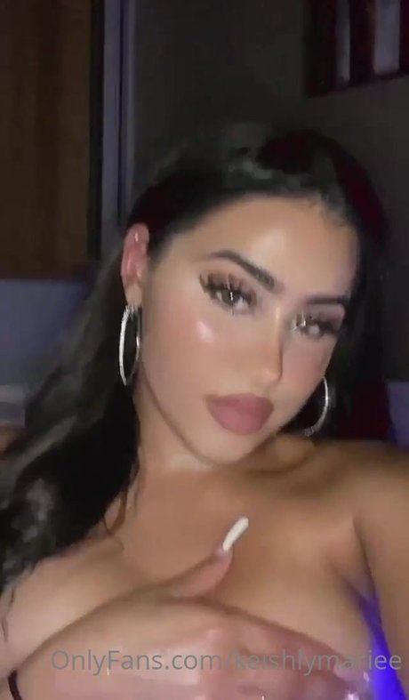 keishlymariee 最高のモデル 写真