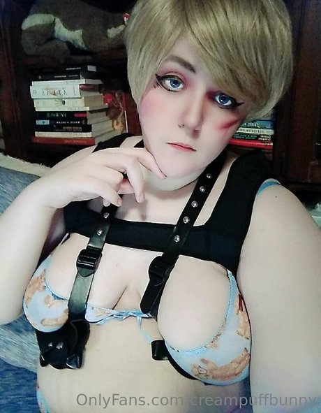 creampuffbunny 可愛いモデル 写真