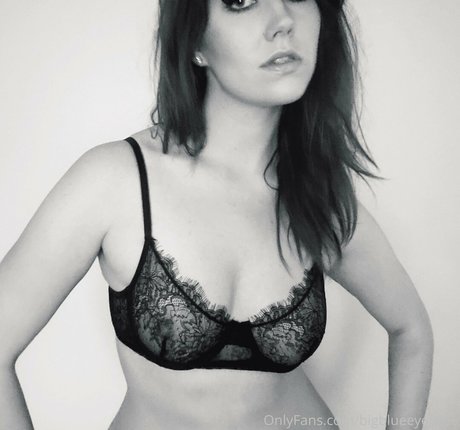 bigblueeyes666 XXXモデル 写真