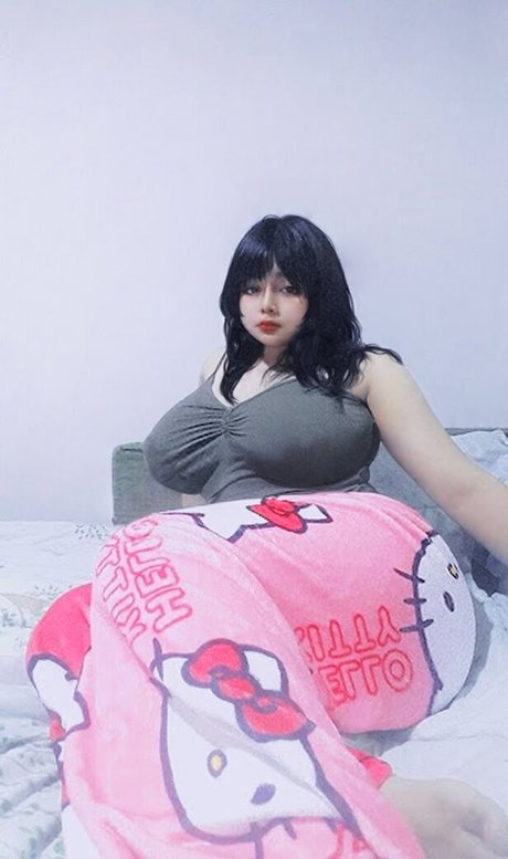 Kimochi Rawr エロティックなポルノスター 写真