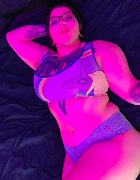 jessicawile エロティック女優 写真