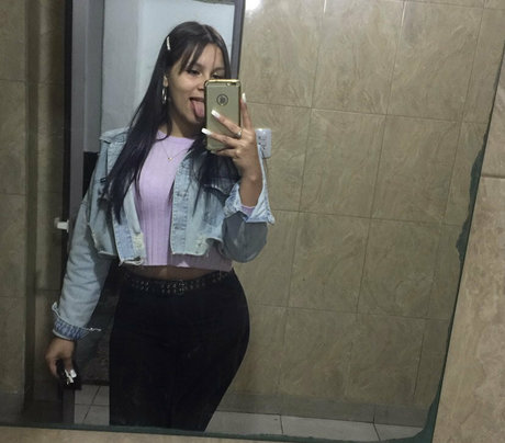 sofiaa21 セックス女優 写真