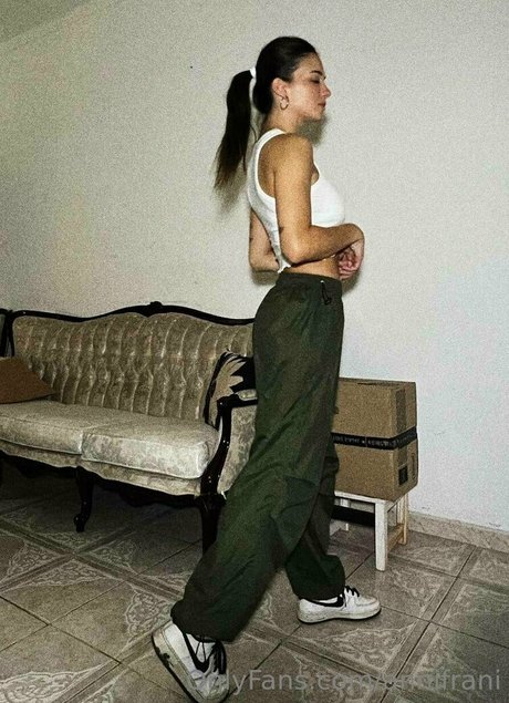 annifrani エロティックなスター 写真