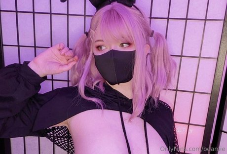 beamie エロティックなモデル 写真