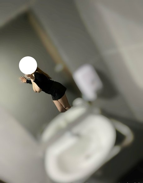 ゲイのインフルエンサーOnlyFans 美しいヌード ギャラリー
