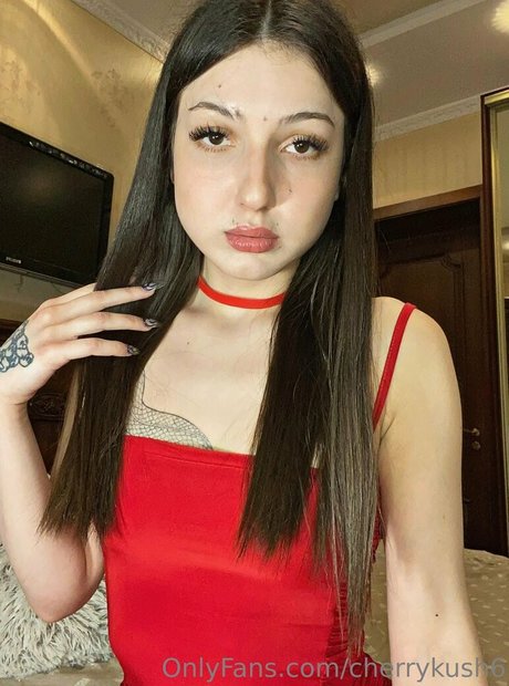cherrykush6 エロティックなスター 写真