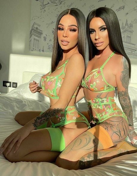 美しいアジア人OnlyFans アートポルノ 写真