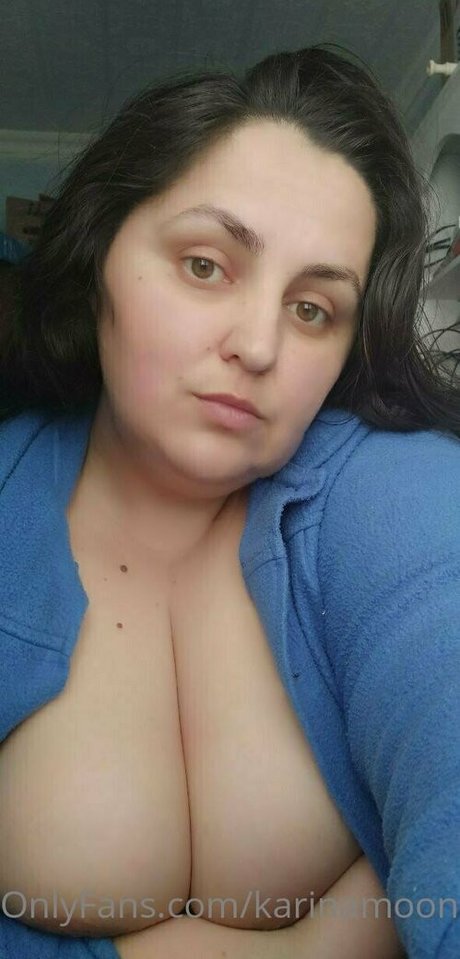 karinamoonn 完璧なモデル 写真